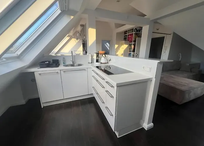 Neu 13 Nahe Bhf Siegburg, Netflix *